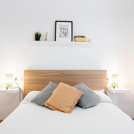 Apartamento Santiago Malaga Luaran gambar